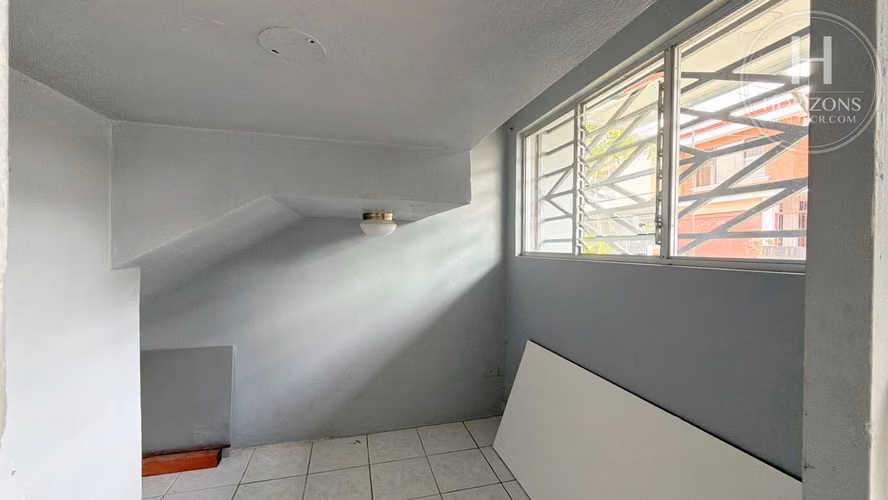 Casa en Venta Residencial El Pinar, San Pedro 3 Hab + Oficina NJA1418SB - Imagen 4