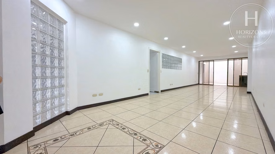 Casa en Venta Residencial El Pinar, San Pedro 3 Hab + Oficina NJA1418SB - Imagen 6