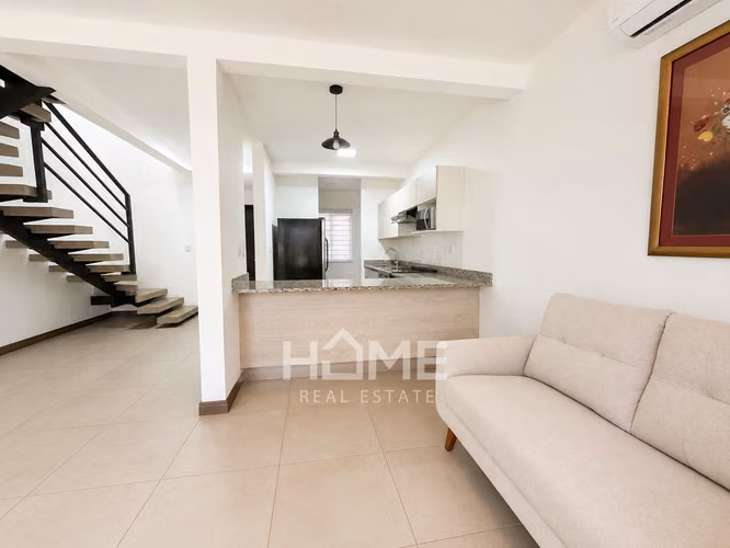 Alquiler Casa Con Amplio Jardín en Ciudad Colón - Imagen 3