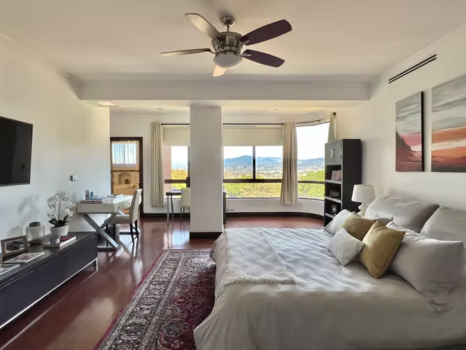 Alquiler de apartamento amueblado en Jaboncillos, Escazú - Imagen 13