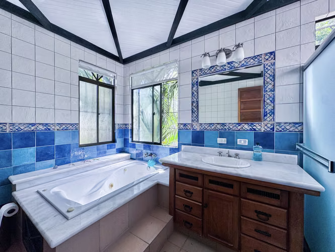 Casa Hidden Paradise | Large yard | 4 bedrooms