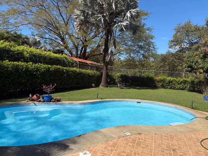 Venta de casa con piscina en Portegolpe, Tempate, Guanacaste (AD)
