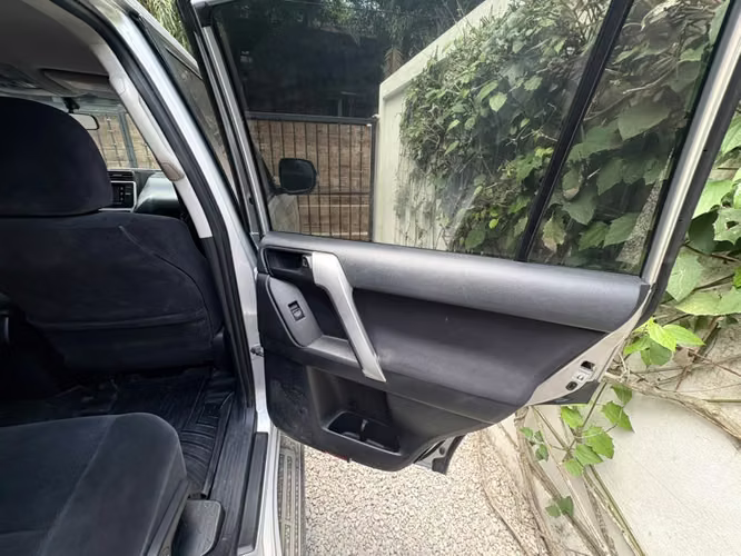 Toyota Land Cruiser Prado – Only 50,394 km