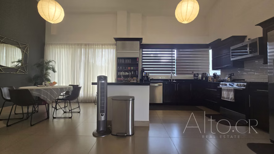 CASA EN PIEDADES DE SANTA ANA |  4 HABITACIONES | 1,875m² - Imagen 2