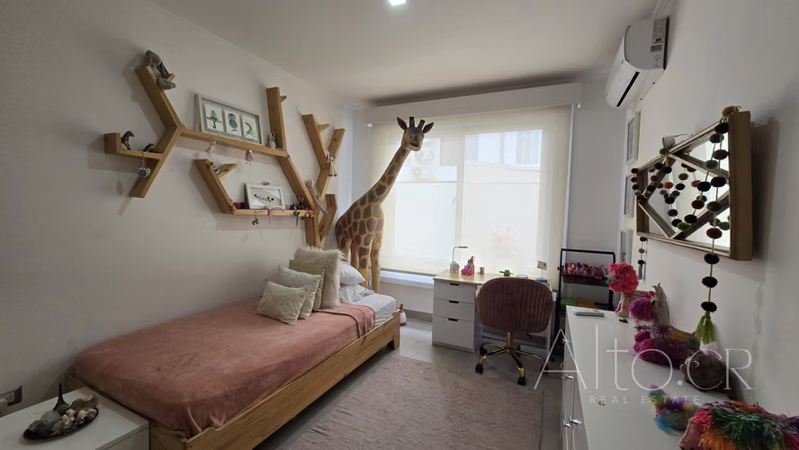 EXCLUSIVA CASA CON LINEA BLANCA | AMENIDADES PREMIUM  | 4 PARQUEOS - Imagen 17