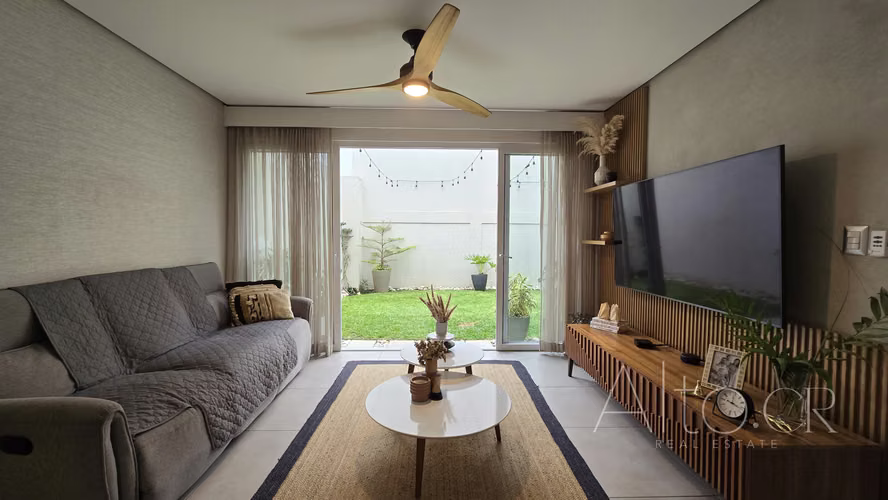 EXCLUSIVA CASA CON LINEA BLANCA | AMENIDADES PREMIUM  | 4 PARQUEOS - Imagen 6