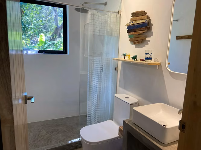 3 Casas en Santa Teresa, Costa Rica 8,000m² a minutos de Playa Carmen y Propiedad Generante de Ingresos - Imagen 15