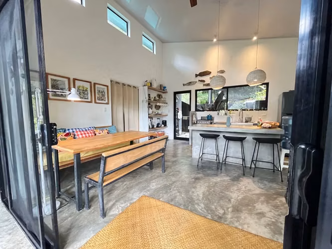 3 Casas en Santa Teresa, Costa Rica 8,000m² a minutos de Playa Carmen y Propiedad Generante de Ingresos - Imagen 6