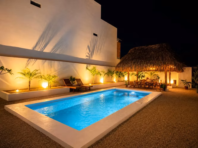 ¡Apartamento Frente al Mar EN RENTA en Playa Hermosa! ¡Totalmente amueblado!