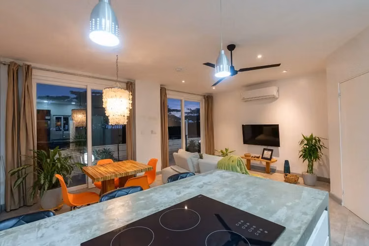 ¡Apartamento frente a la playa en ALQUILER en Playa Hermosa! ¡Totalmente amueblado! - Imagen 4
