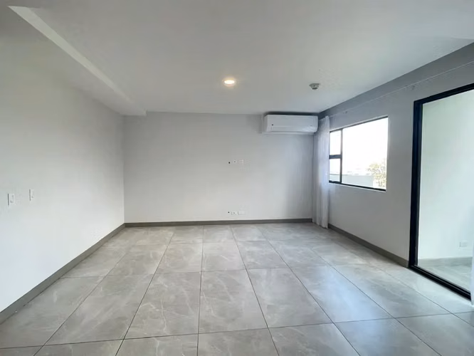 Venta – Apartamento de lujo en Escazú - Imagen 11