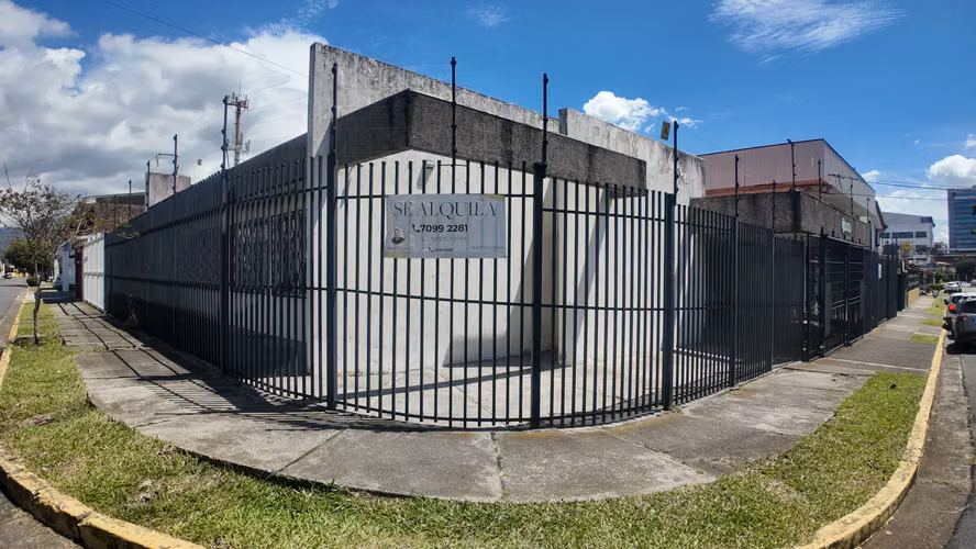 Alquiler comercial Sabana Sur