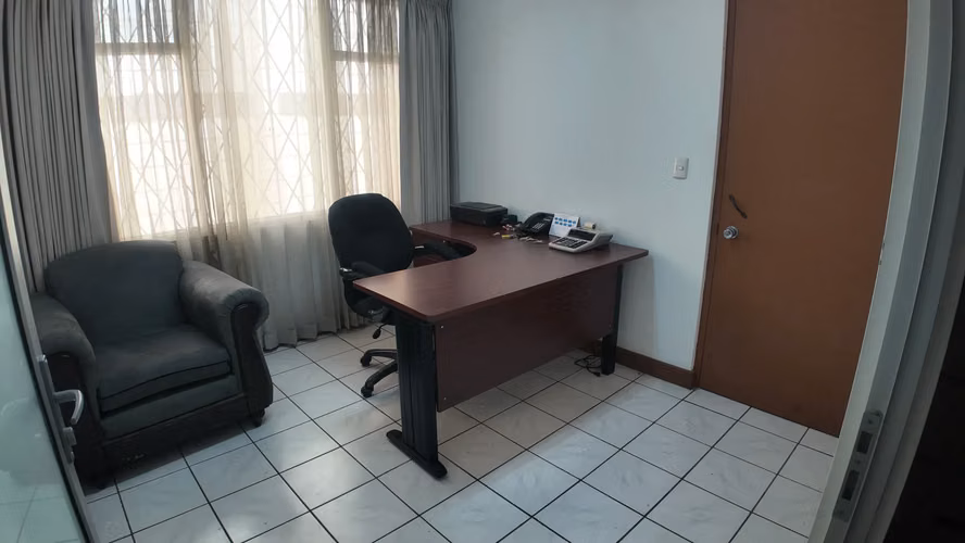 Alquiler comercial Sabana Sur - Imagen 7