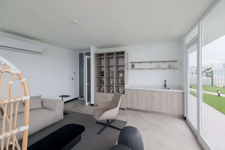 Apartamento contemporáneo con vistas a la ciudad en Nunciatura - Imagen 3