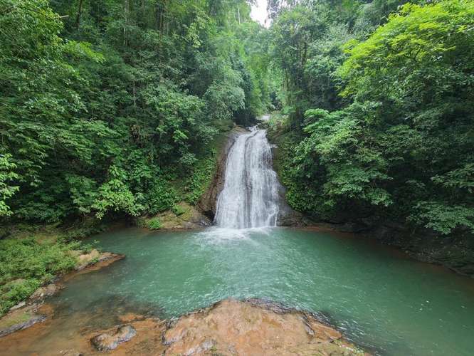 Spectacular 11.48 Hectare Farm in Puriscal: River, Waterfalls, and Panoramic Views