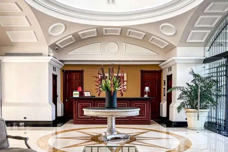 VENTA Y ALQUILER / Lujosos Apartamentos en San Rafael de Escazú, San José, con comodidades de primera calidad. - Imagen 2