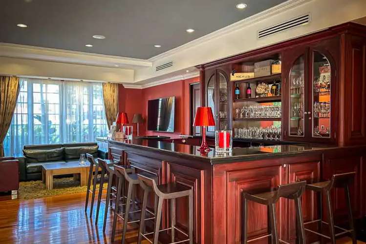 VENTA Y ALQUILER / Lujosos Apartamentos en San Rafael de Escazú, San José, con comodidades de primera calidad. - Imagen 4