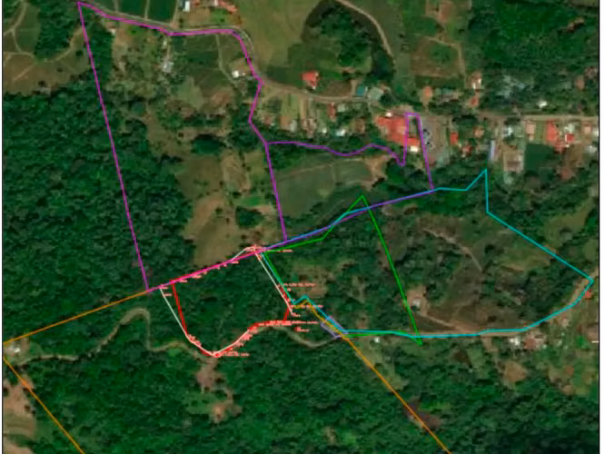 VENTA / Finca de ensueño en la provincia de ALAJUELA - Imagen 1