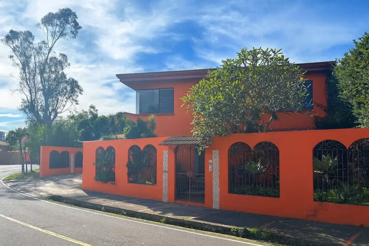 Sale / Lot with Two Houses to remodel, Los Laureles Residential, San Rafael, Escazu, San Jose