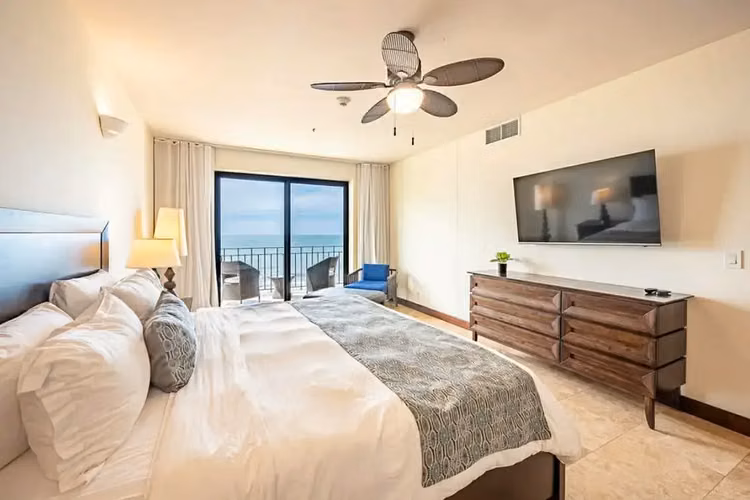 Condominio de 1 habitación con vista al mar frente al mar en Croc’s Resort & Casino – Jacó