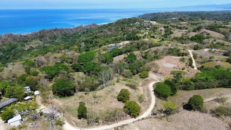Excepcionales lotes en ladera con vistas al océano y a la selva en Santa Teresa, Costa Rica - Imagen 4