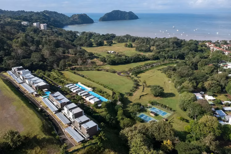 Residencias de lujo de 4 dormitorios con vista al mar en Altos de Montserrat - Imagen 8
