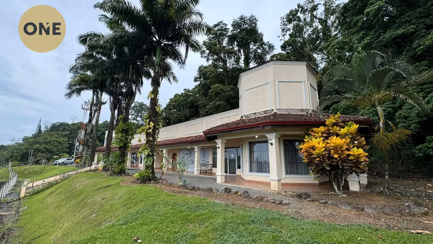 Sólida inversión en Limón: Propiedad comercial consolidada en Siquirres - Imagen 6