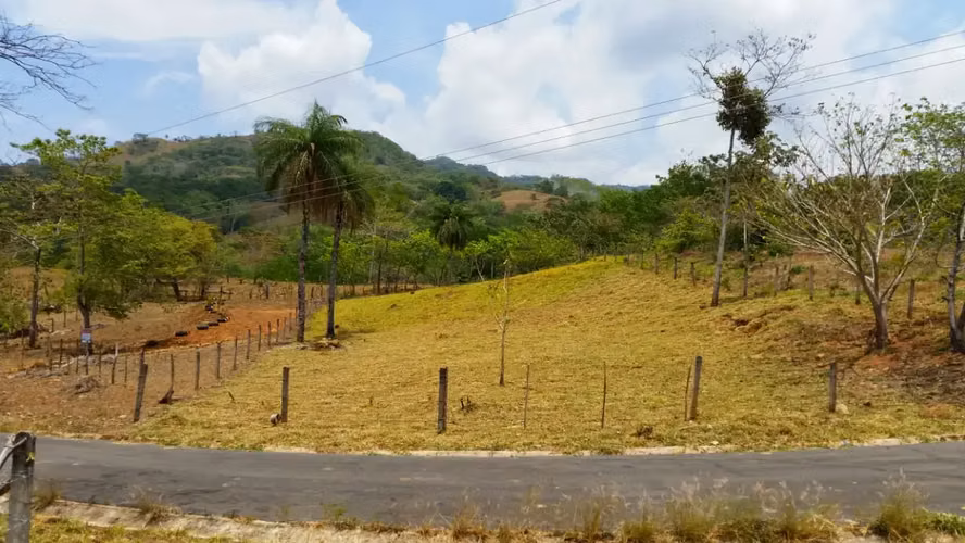 Your Costa Rican Dream Awaits: 2000sqm Mountain View Lot in Turrubares