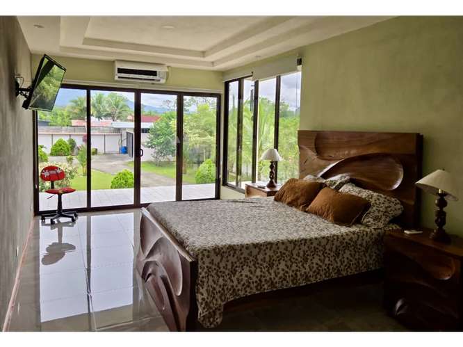 Villa Fortuna con excelente vista al Volcán Arenal - Imagen 8