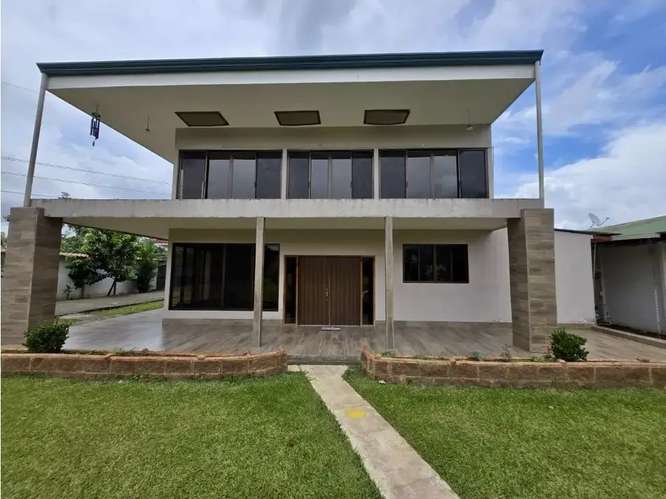 Villa Fortuna con excelente vista al Volcán Arenal - Imagen 14