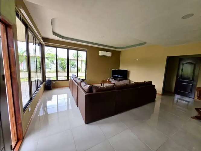 Villa Fortuna con excelente vista al Volcán Arenal - Imagen 13