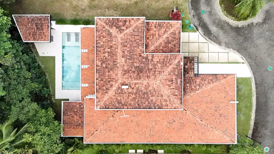 Villa de lujo ultramoderna de 4 dormitorios con piscina en Herradura, Costa Rica