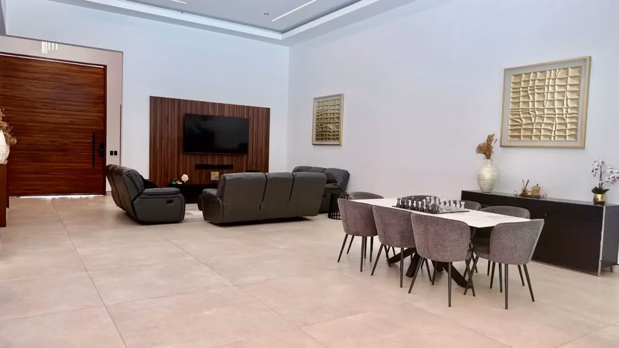 Villa de lujo ultramoderna de 4 dormitorios con piscina en Herradura, Costa Rica