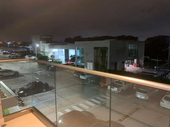 Apartamento moderno de 2 dormitorios y 2 baños en San Pablo, Heredia con balcón y concepto abierto. - Imagen 14