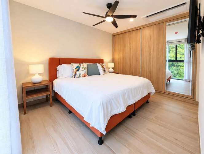 Torres del Mar 2501: Apartamento Premium de 2 Dormitorios en Piso 5 con Vistas a la Selva Tropical