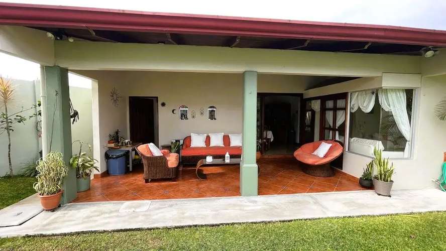 CASA PRINCIPAL EN VENTA EN SAN RAMÓN, ALAJUELA