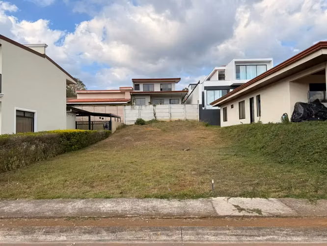 Palmares, Alajuela: Construye la casa de tus sueños en este terreno de 250 m².