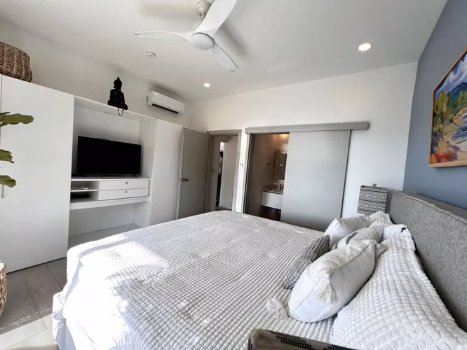 Impresionante apartamento de 2 dormitorios con vista al mar en venta en Sunset Blvd, Jaco Playa - Imagen 11