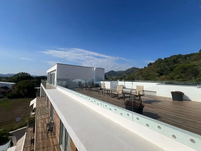 Impresionante apartamento de 2 dormitorios con vista al mar en venta en Sunset Blvd, Jaco Playa - Imagen 19