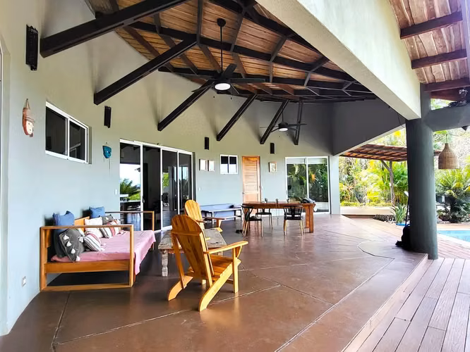 Casa de lujo con vista al mar en la comunidad cerrada Hacienda Okhra - Imagen 4