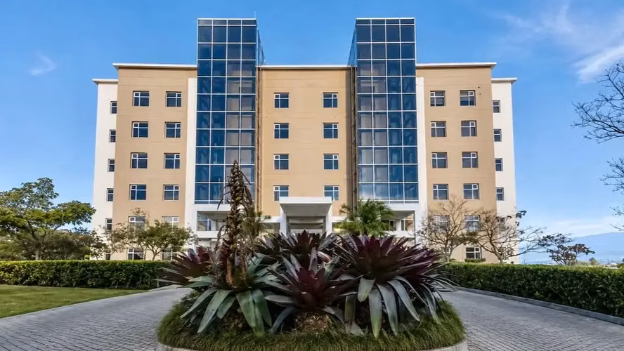 Sale / Luxury Apartments in Condominium, San Rafael, Escazu, San Jose