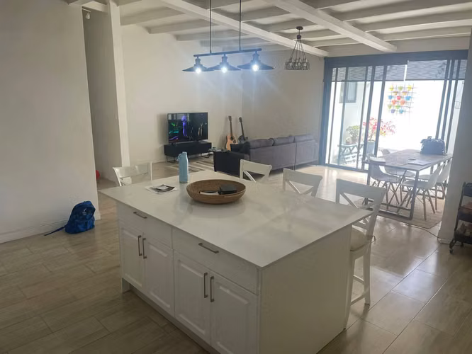 Casa independiente de 1 nivel totalmente amueblada en venta - Imagen 6