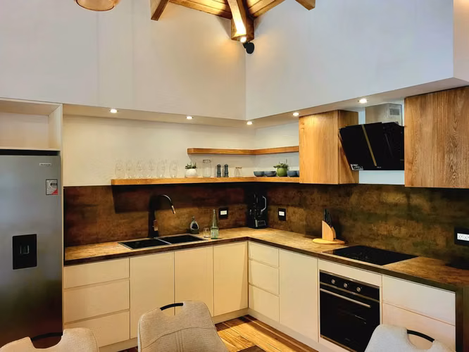 Moderna Villa junto al mar a pasos de las prístinas playas de arena blanca de Mal País – $1,200,000 - Imagen 4