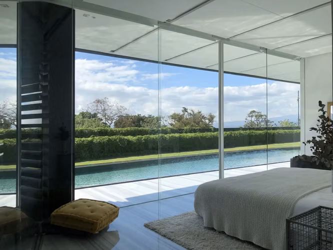 VENTA Y ALQUILER / Villa de lujo moderna en Costa Rica: Oasis de 5 habitaciones y 5 baños con piscina infinita y vistas panorámicas, Santa Ana, San José  - Imagen 20