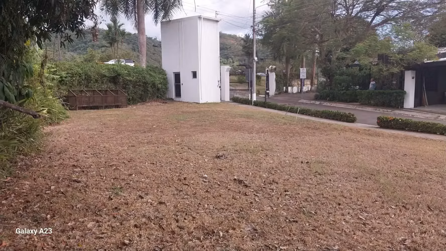 Excelente Lote de 131m2 en Hacienda Verde Jacó Comunidad Cerrada, Jacó, Costa Rica - Imagen 5