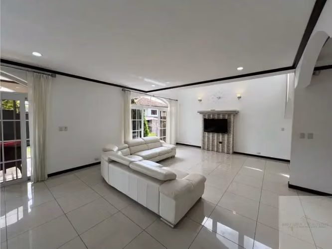 Moderna casa de lujo en San Juan, La Unión: amplia propiedad de 3 dormitorios y 3 baños - Imagen 18