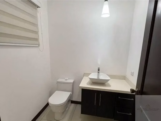 Moderna casa de lujo en San Juan, La Unión: amplia propiedad de 3 dormitorios y 3 baños - Imagen 12