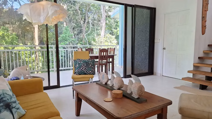 Casa de lujo lista para entrar a vivir en la comunidad cerrada de Garabito: 3 dormitorios, piscina y acceso a la playa. - Imagen 7