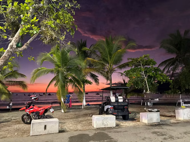 Oportunidad Única: Hotel Boutique en Playa Herradura con Piscina & Restaurante - Imagen 12