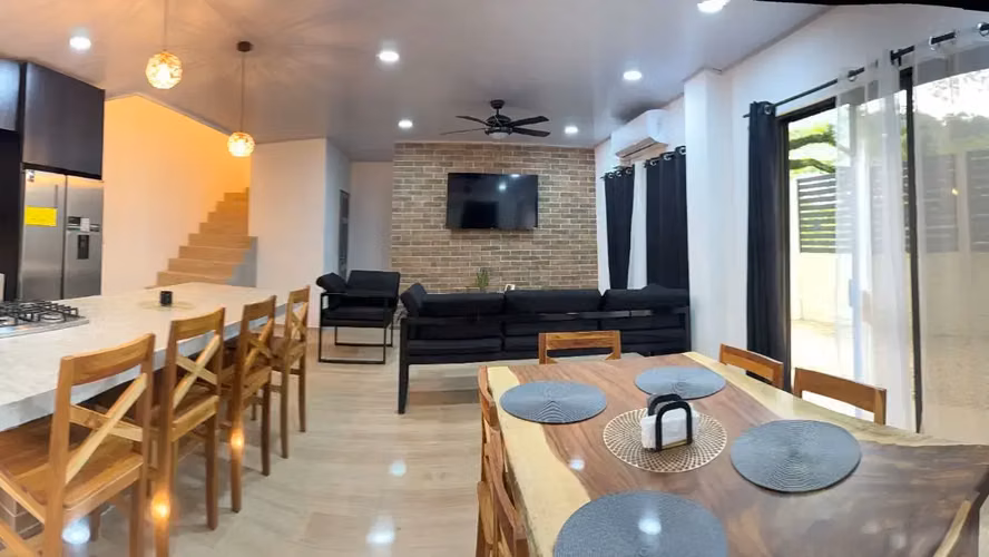 Casa de lujo de 4 dormitorios con vistas a la montaña en Playa Hermosa - Imagen 15